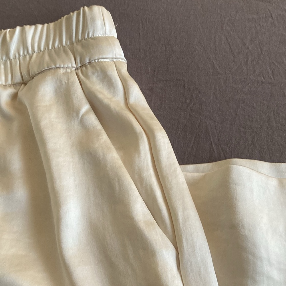 Elegant off White Wide-Leg Pants - Picture 7 of 8